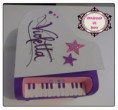 /album/violetta/w-piano-02-border-jpg/